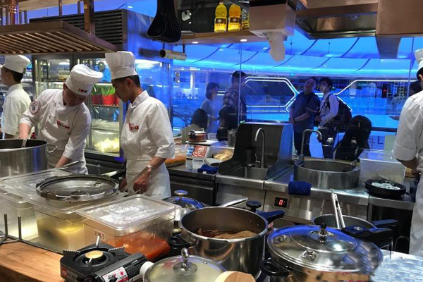 成都牧兰西北菜餐饮店水果短视频app设备图片
