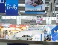 成都商用水果短视频app设备公司以自身经历告诉你展会经济得失